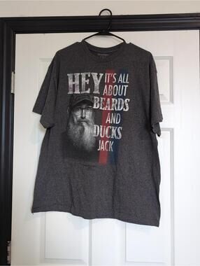 XL duck dynasty graphic tee
